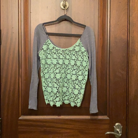 Free People top lace back long sleeve - Picture 3 of 12